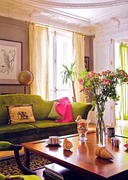 chartreuse-green-decorating-interior-design-ideas-living-room-decor7