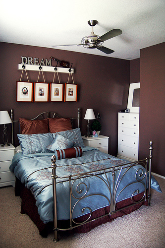 brown bedroom decoration