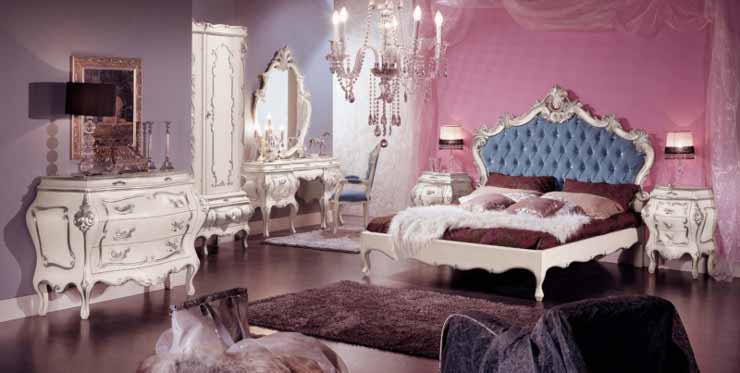 pink ans pastel colors in bedroom