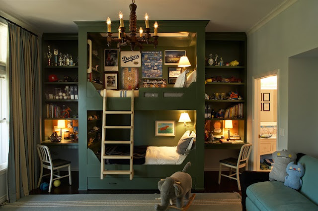 amaziing kids room with bunk beds