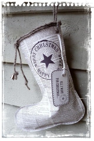 Christmas craft ideas news paper boot stocking