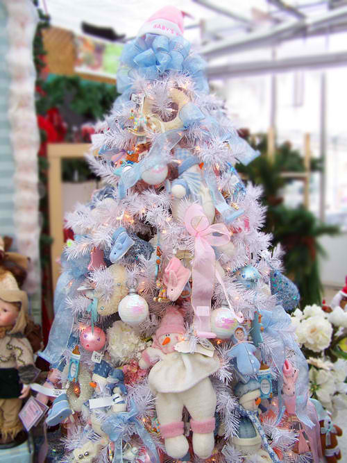 Baby's First Christmas Tree decorating ideas