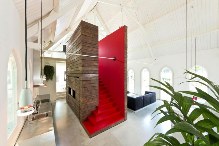 Church 4 Converted Into Modern Living Space by LKSVDD Architecten