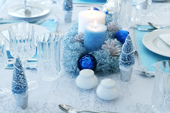 adorable christmas table decorations 35