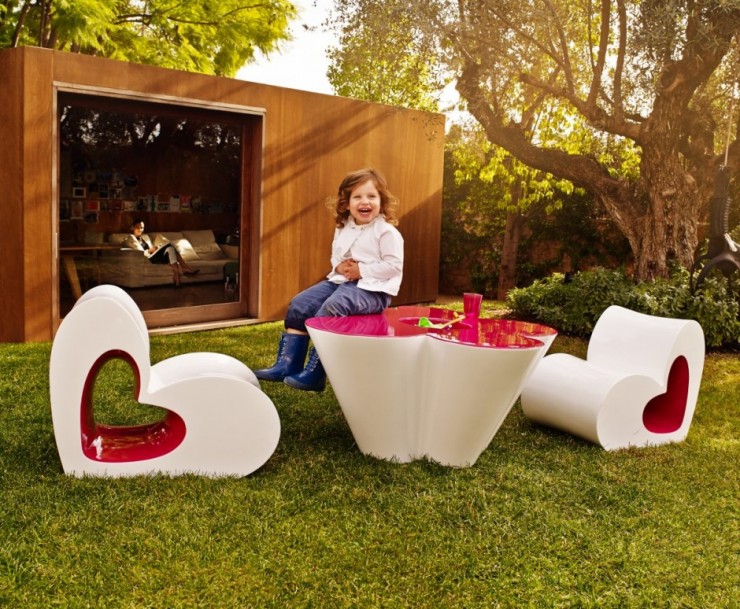 Kids' Furniture 3 by Agatha Ruiz de la Prada for VONDOM