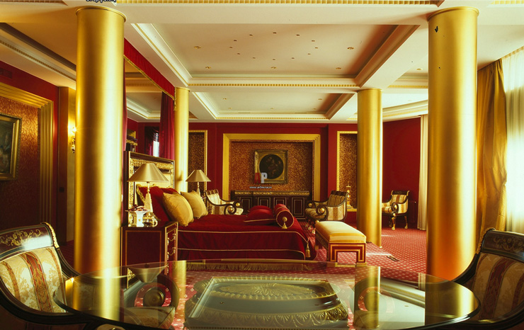 Luxury Gold Penthousehouse 17