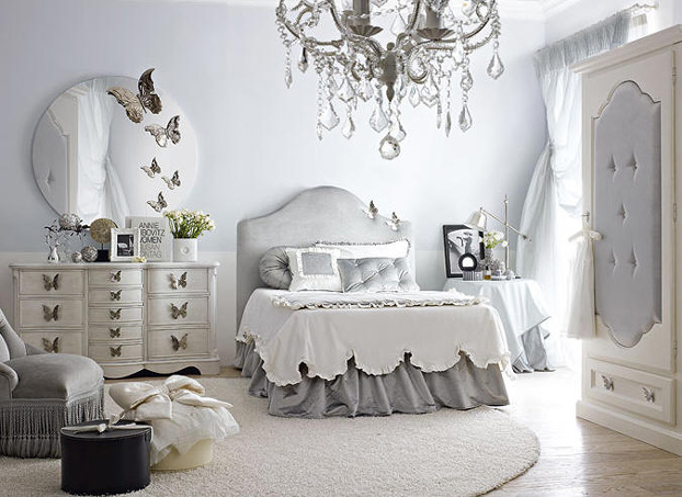 romantic light gray and white bedroom dolfi