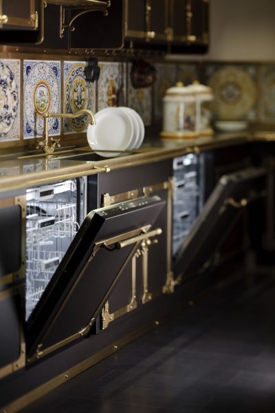 kitchen design with brass fausets