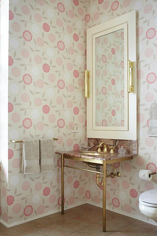 romantic feminine small bathroom design idea