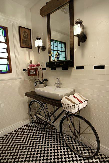 uniwue bathroom ith bicucle vanity