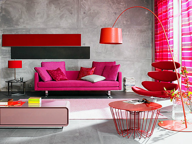 bold-red-pink-color-living-room-decorating-idea