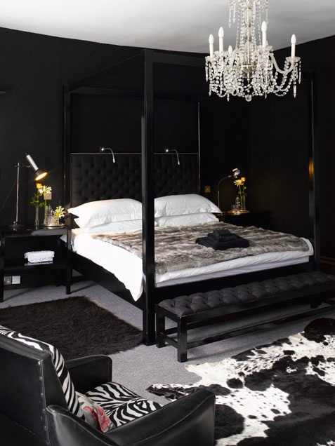 30 Dramatic Bedroom Ideas - Decoholic