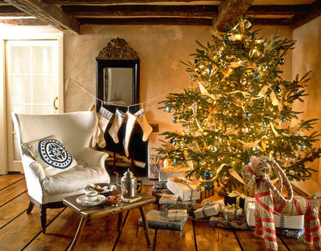 Christmas living room country decorating idea 16