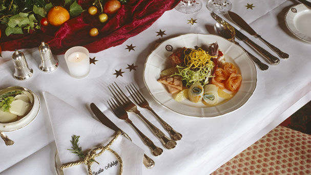Christmas Table Decoration Ideas 23