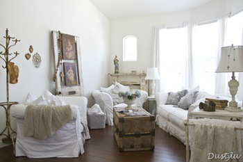 White Living Room Ideas 26