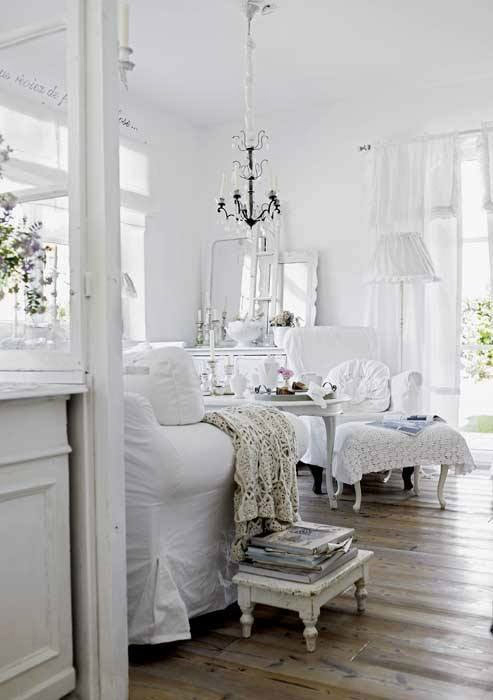 Shabby Chic Interior With Incredible Attention To Details 4