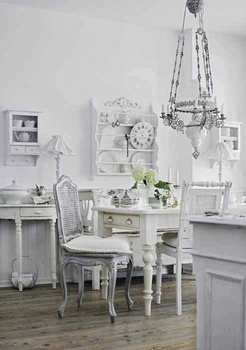 Shabby Chic Interior With Incredible Attention To Details 6