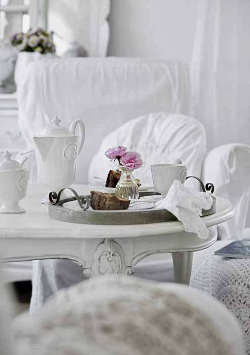 Shabby Chic Interior With Incredible Attention To Details 7