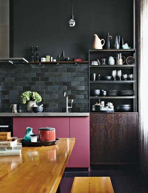black kitchen design 17