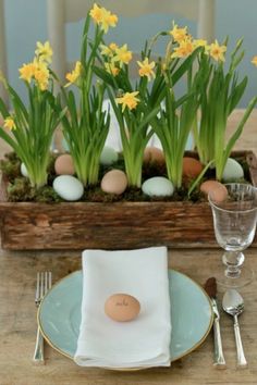 Easter Table Decorations 19