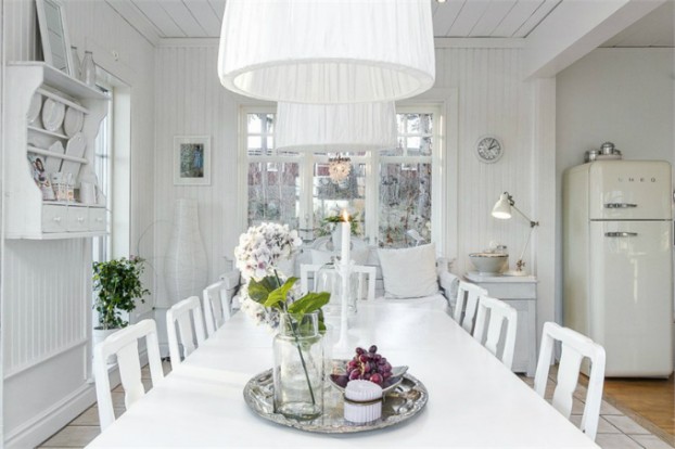 Interesting and Exciting Shabby Chic House 8