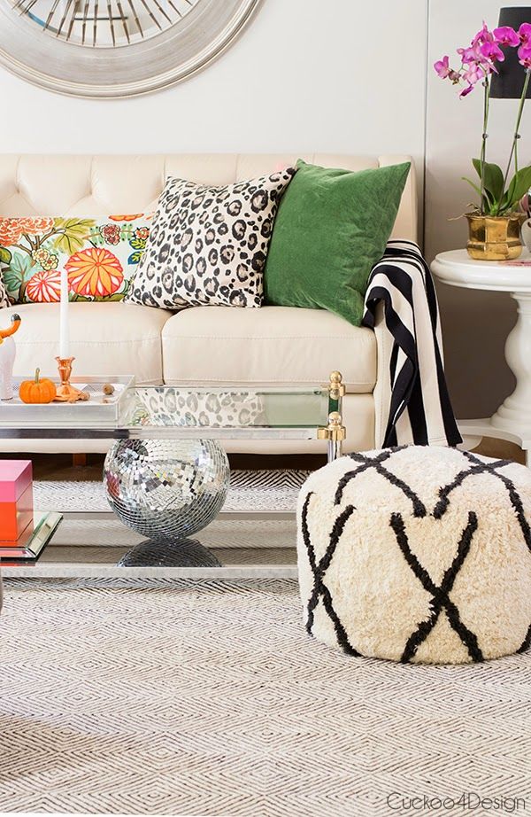 How To Mix Pillow Pattern To Enhance Your Decor 4