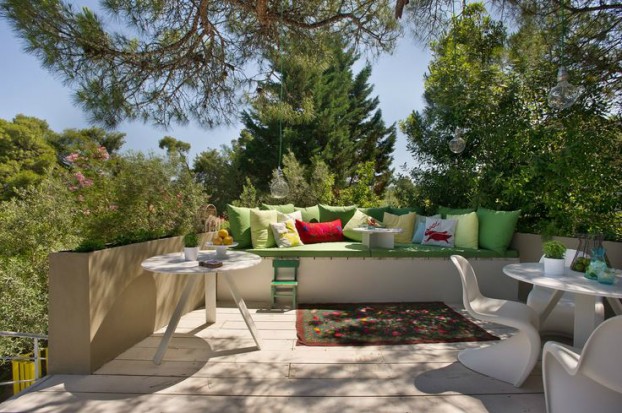 Mix of Greek Tradition and Contemporary Eco-friendly Design 24