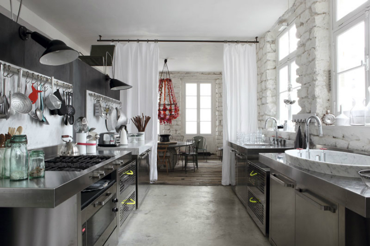 Paola Navone historical parisian eclectic apartment 4