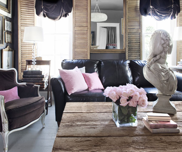 feminine style living room decoratin ideas with black leather sofa