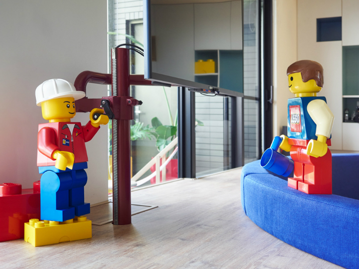 The LEGO Dream Home 10