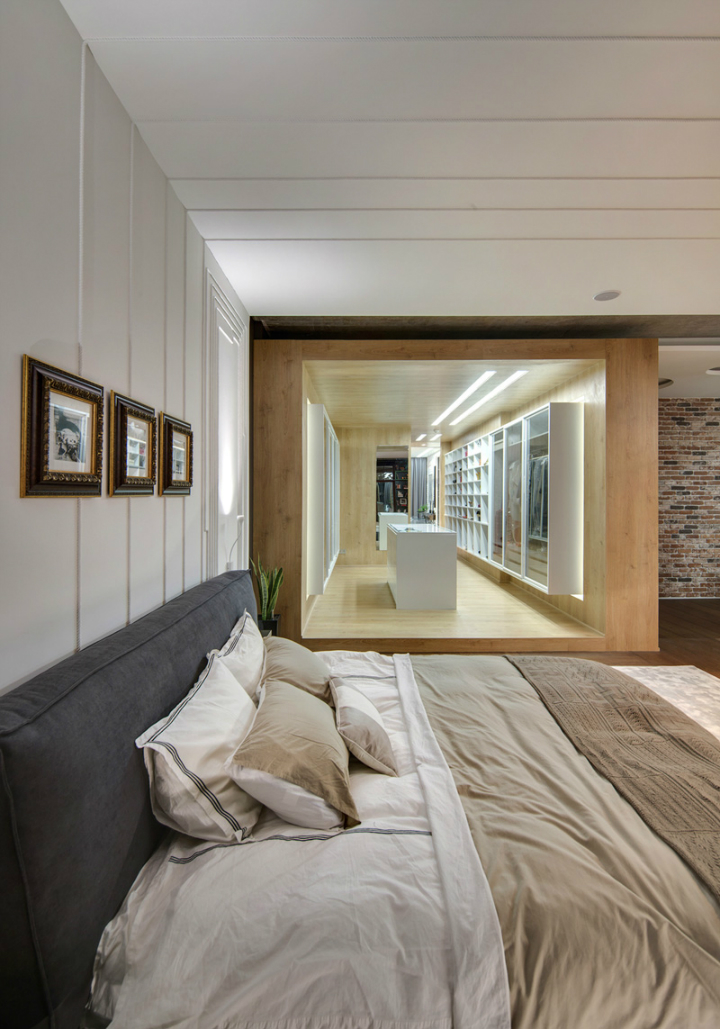 A Cozy Open Interior 11