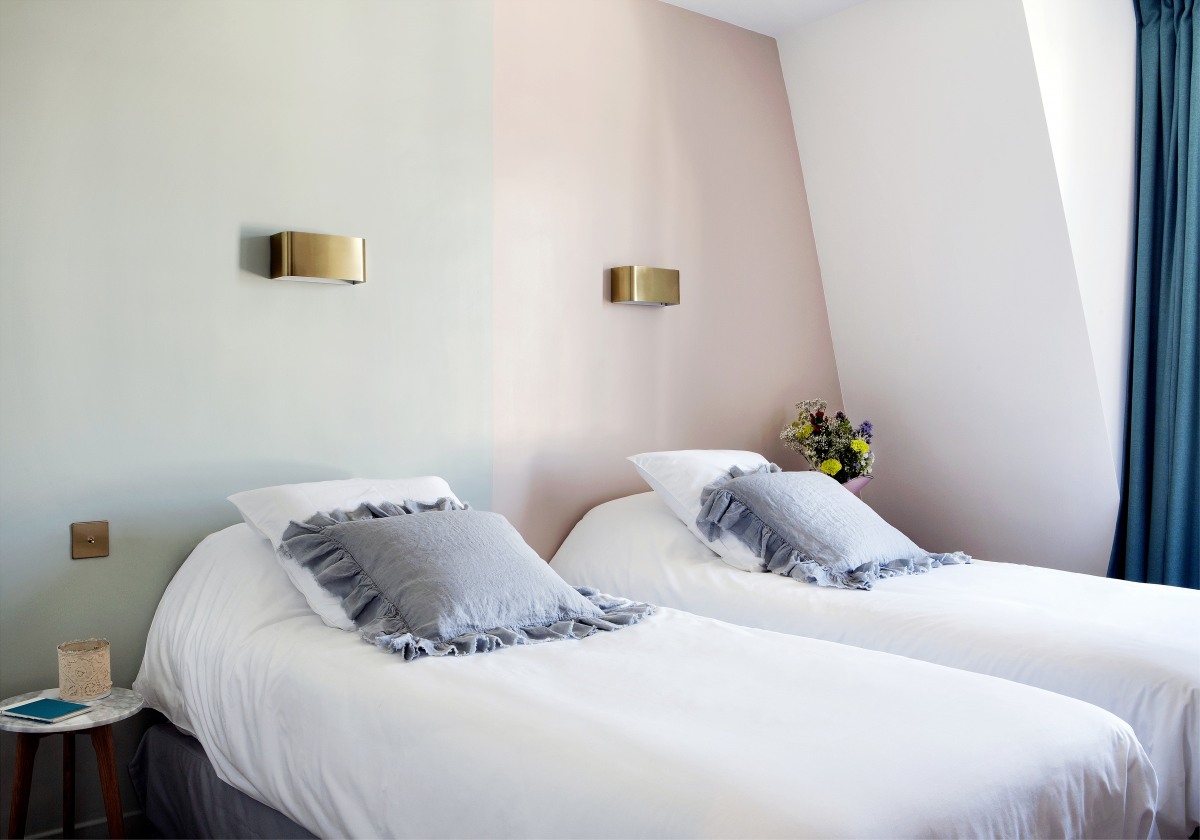  Budget Friendly Boutique Hotel In Paris With Trendy Decor 14