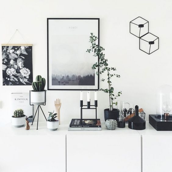 Black and White Living Room Idea 43