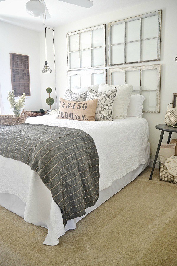 Liz Marie's Cozy Abode and its Creative Décor 20