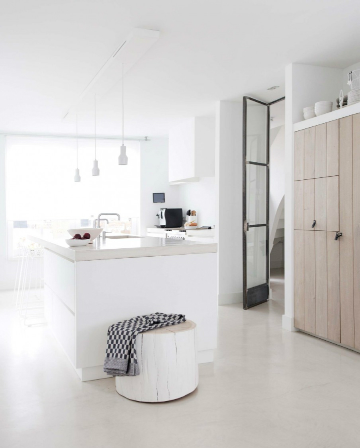 Sophisticated White-Themed Home 8
