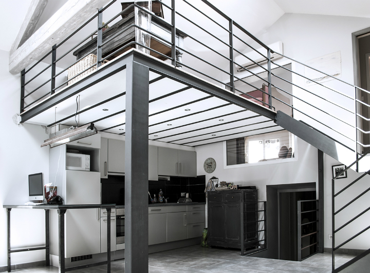 French Loft With Character 6