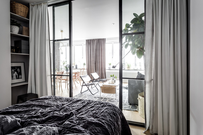 Elegant Ostermalm small apartment interior 3