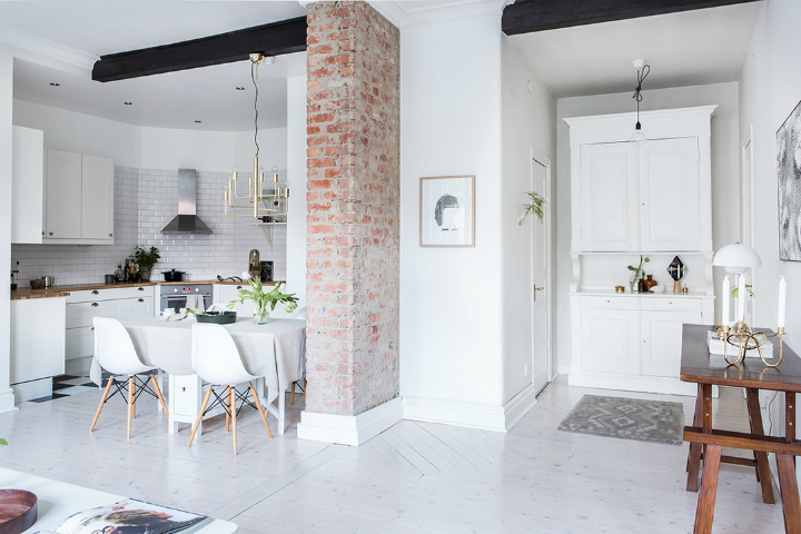 Exposed Brick and Intense White Create a Stunning Decor 17