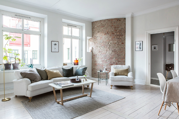 Exposed Brick and Intense White Create a Stunning Decor 19