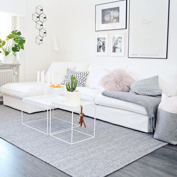 scandi syle living room idea with white sofa