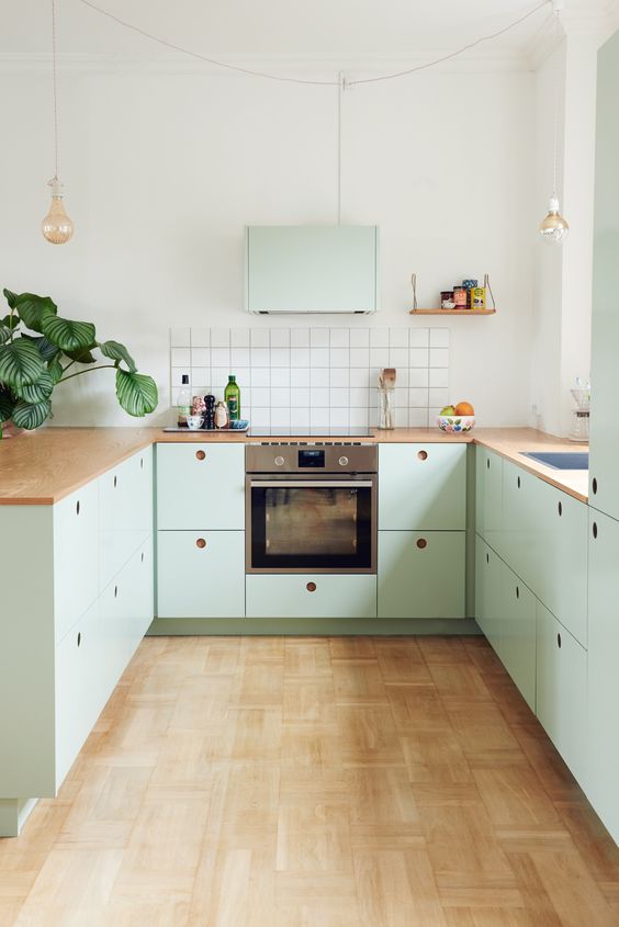 green kitchen design idea 53