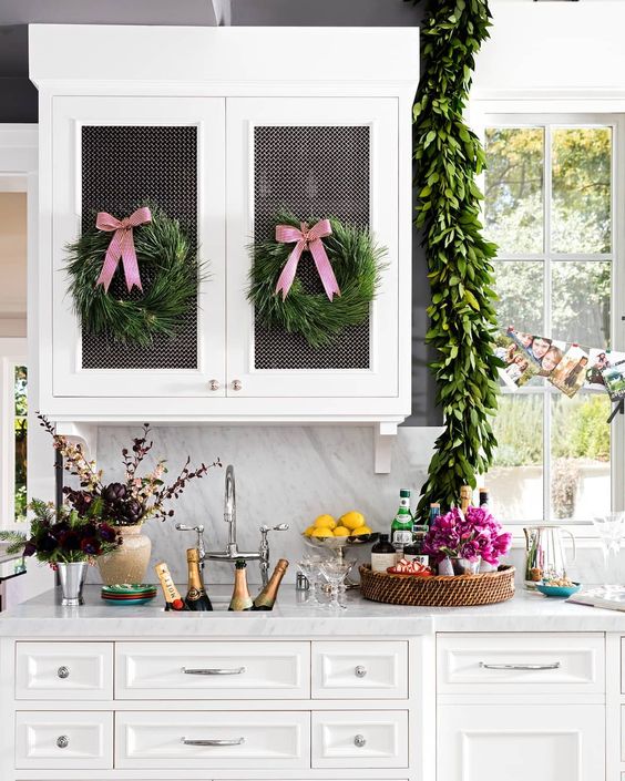 Christmas kitchen window garland decoration idea