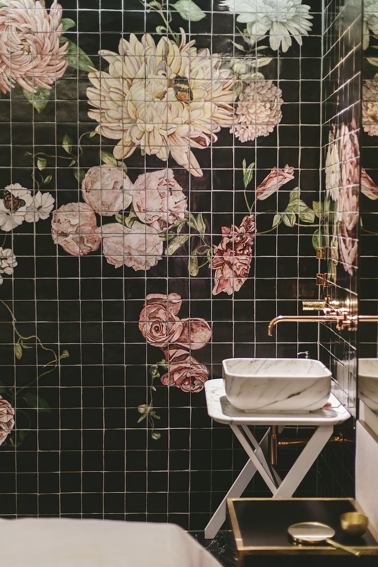 floral wallpaper with gold touches