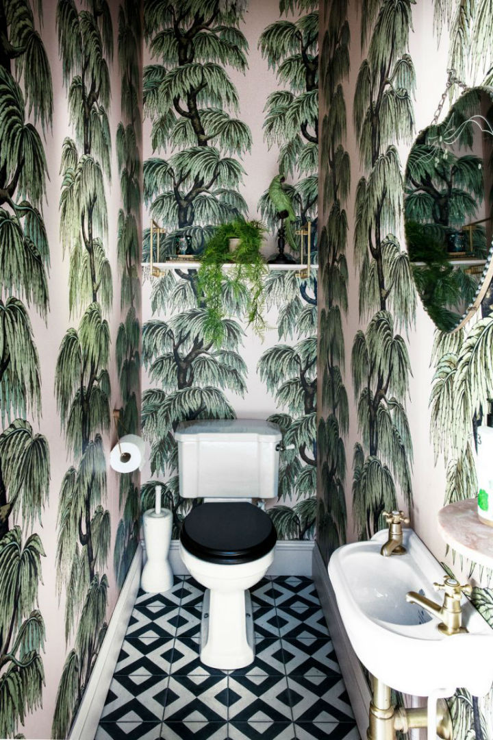 tropical botanical decor bathroom