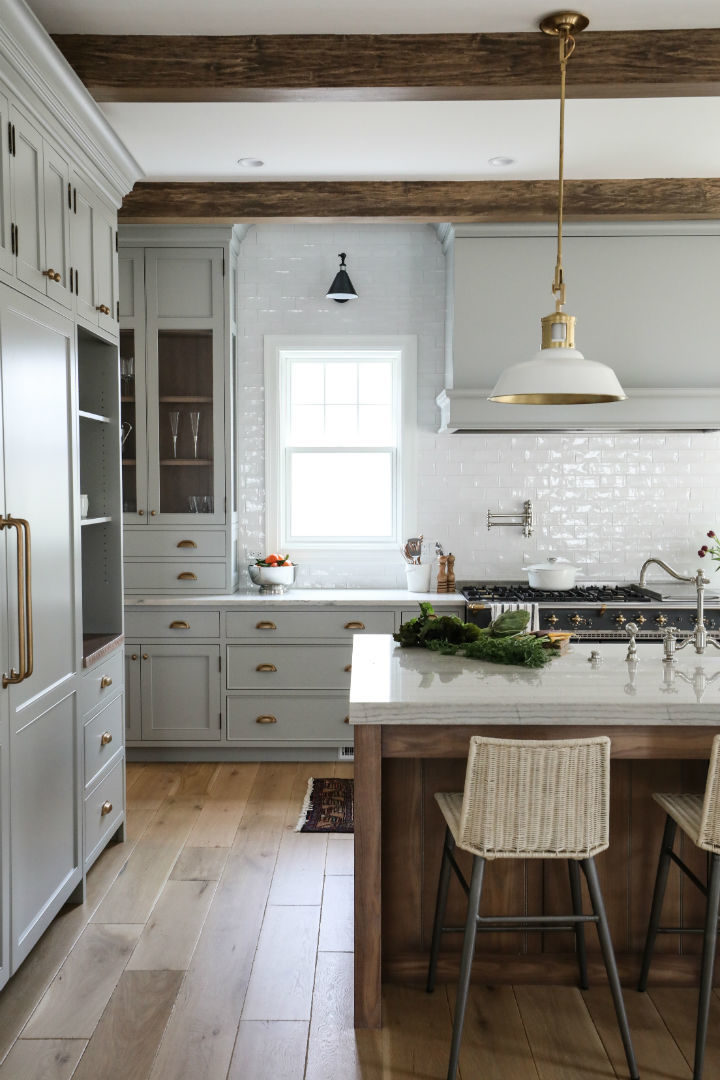 Visually Stunning kitchen design idea 2
