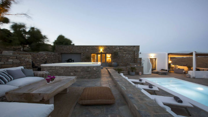 Mykonos luxury villa rentals 17