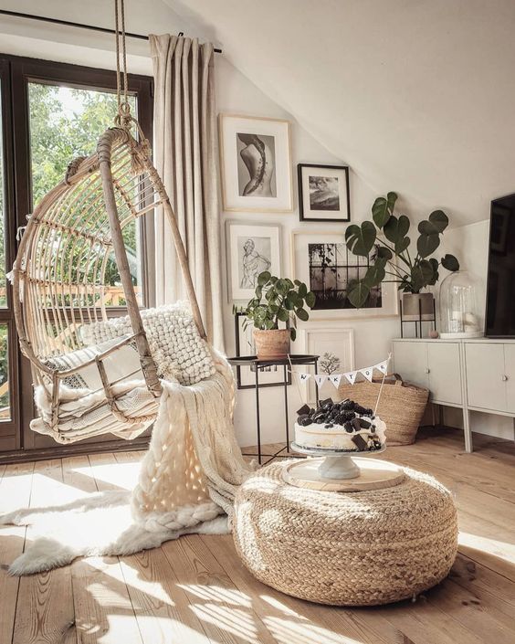 indoor Hammock Chair rattan Swing and indoor plants