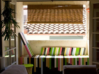 Ideas for a Sitting Bench Under a Window with beautiful colors 