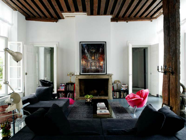 House with Great Contrasts by Josephine Interior Design 7