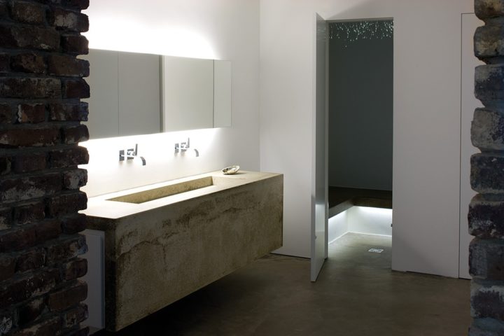 Industrial Minimalist bathroom design